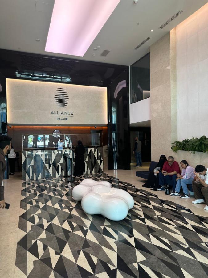 Alliance Palace Aparthotel By Marriott 바투미 외부 사진
